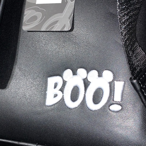 Disney Loungefly Ghost Mickey & The Rescuers - Picture 6 of 11